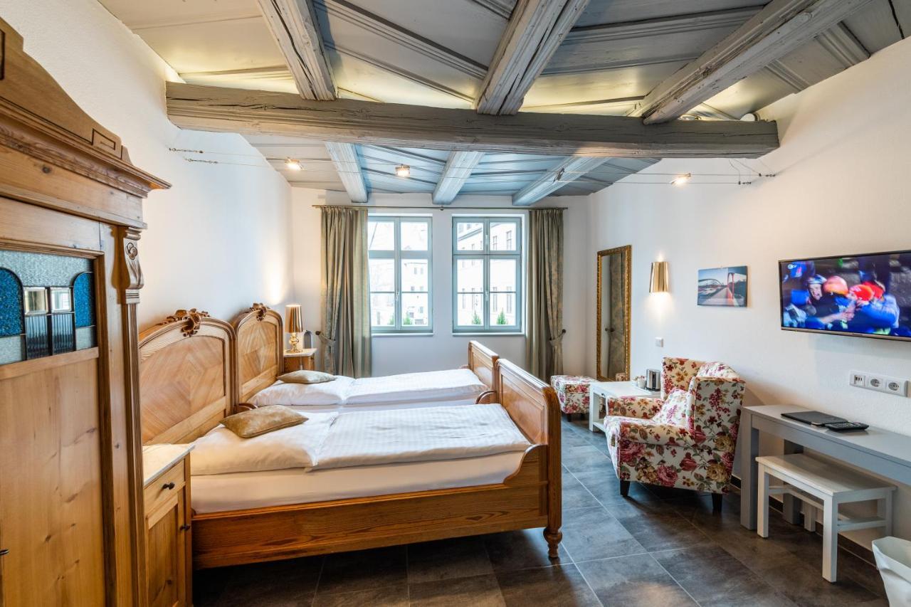 Pension Typisch Naumburg Naumburg  Exterior foto
